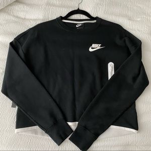NWT Nike Cropped Work Out Sweater